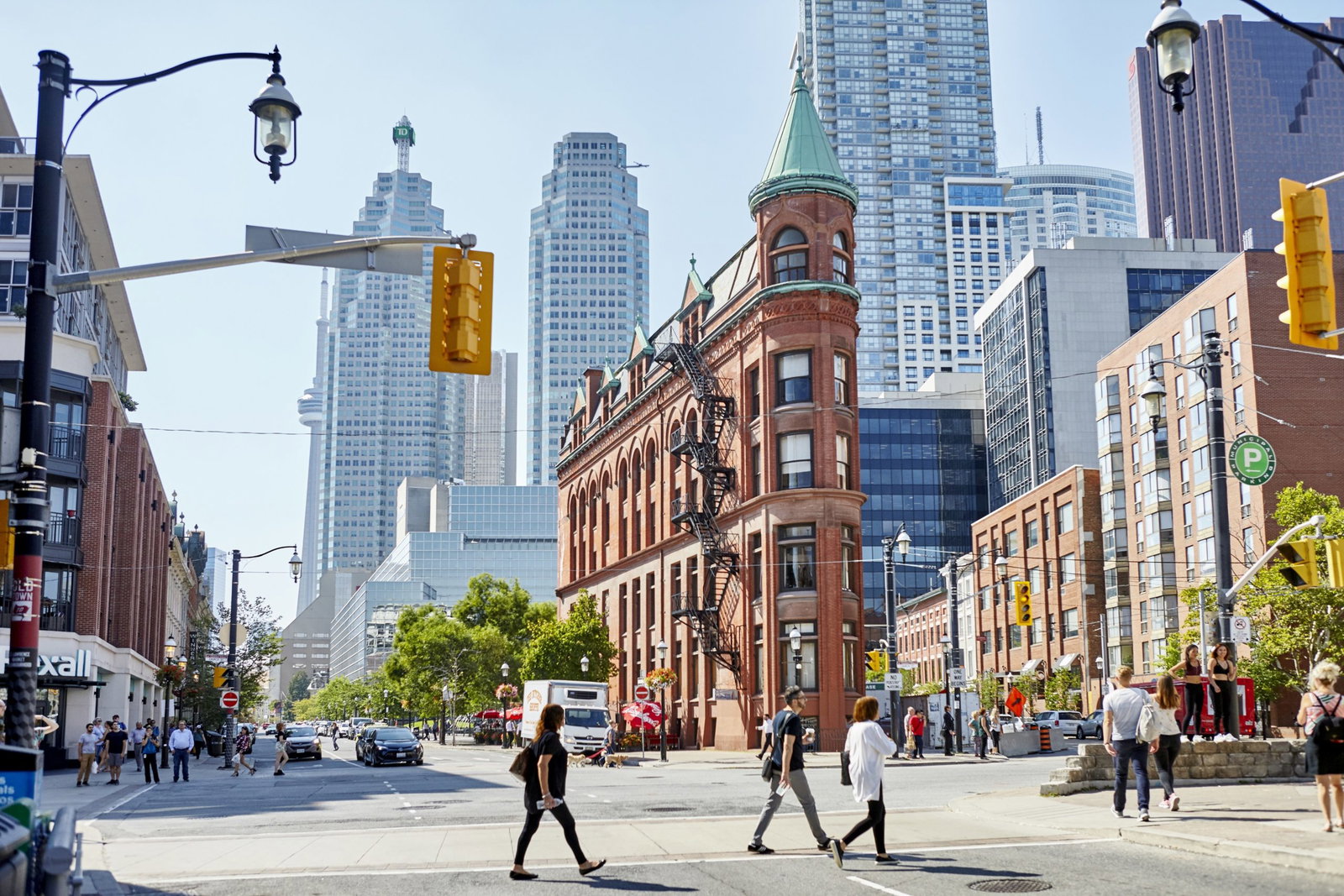 Reasons why you should study in Canada