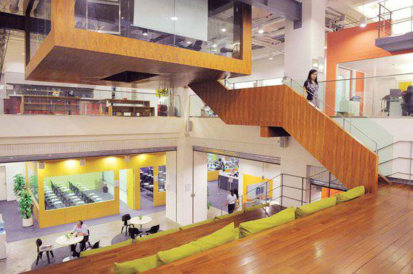 University gallery image